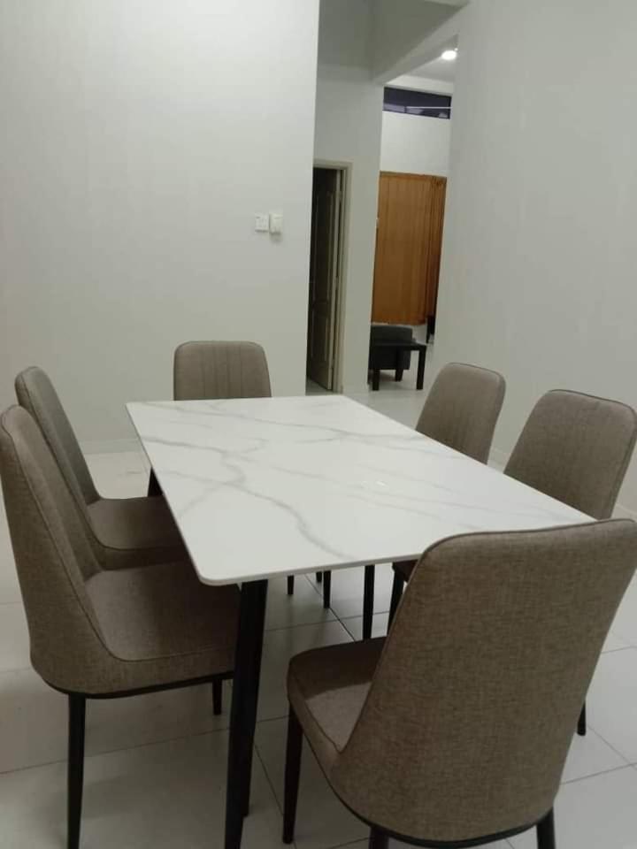 Friendly Homestay Malacca Esterno foto